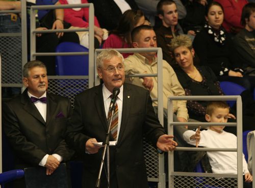 20091231fuvoskonccikk01.jpg