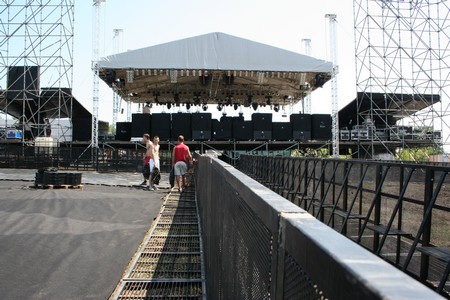 volt080009p.jpg