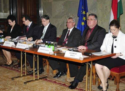 20110318epkomm05c.jpg