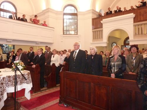 20110930sutoszobor09a.jpg