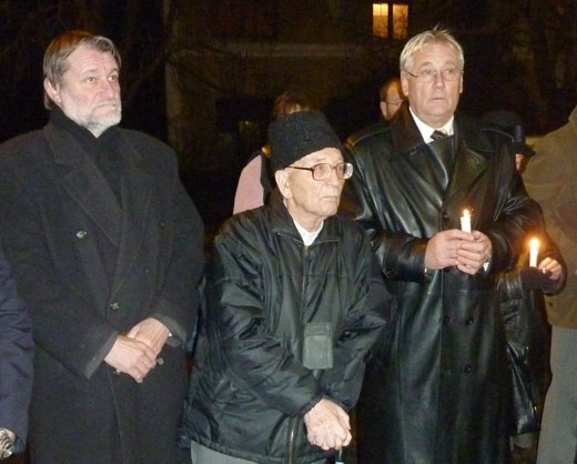 20111211skohidafirtl37c.jpg