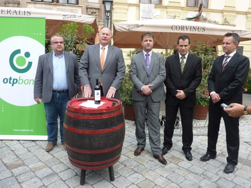 20120521kekfrankos02.jpg