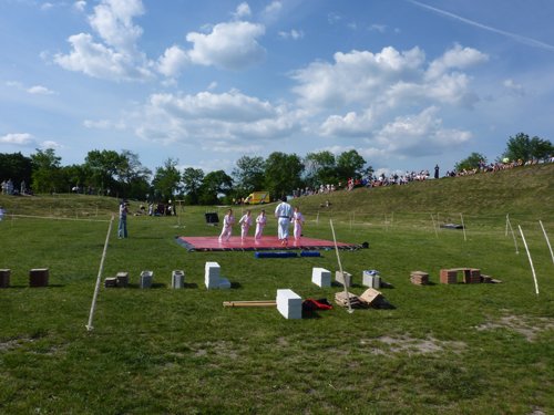 20120527amfit003c.jpg 20120527amfit003c.jpg