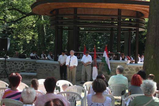 IMG_3477cc.jpg
