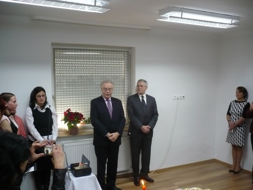 P1050178-500p.jpg P1050178-500p.jpg