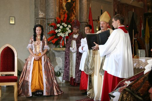 koronazas08cccc.jpg
