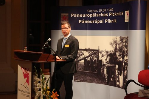 IMG_2453ccc.jpg