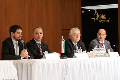 IMG_0096ccc.jpg IMG_0096ccc.jpg