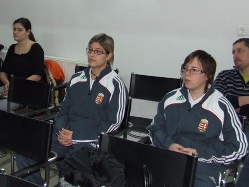 20090206focicikk03.jpg